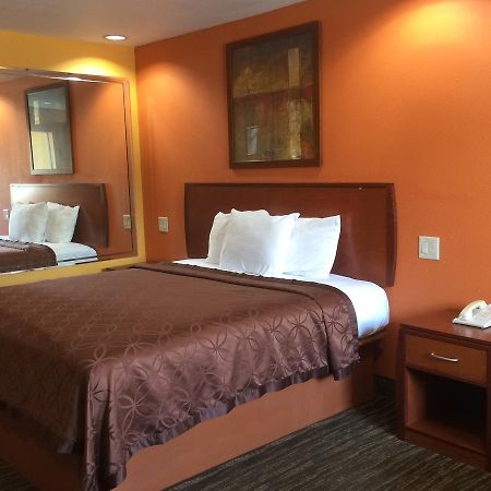 Select Inn And Suites Houston Eksteriør bilde